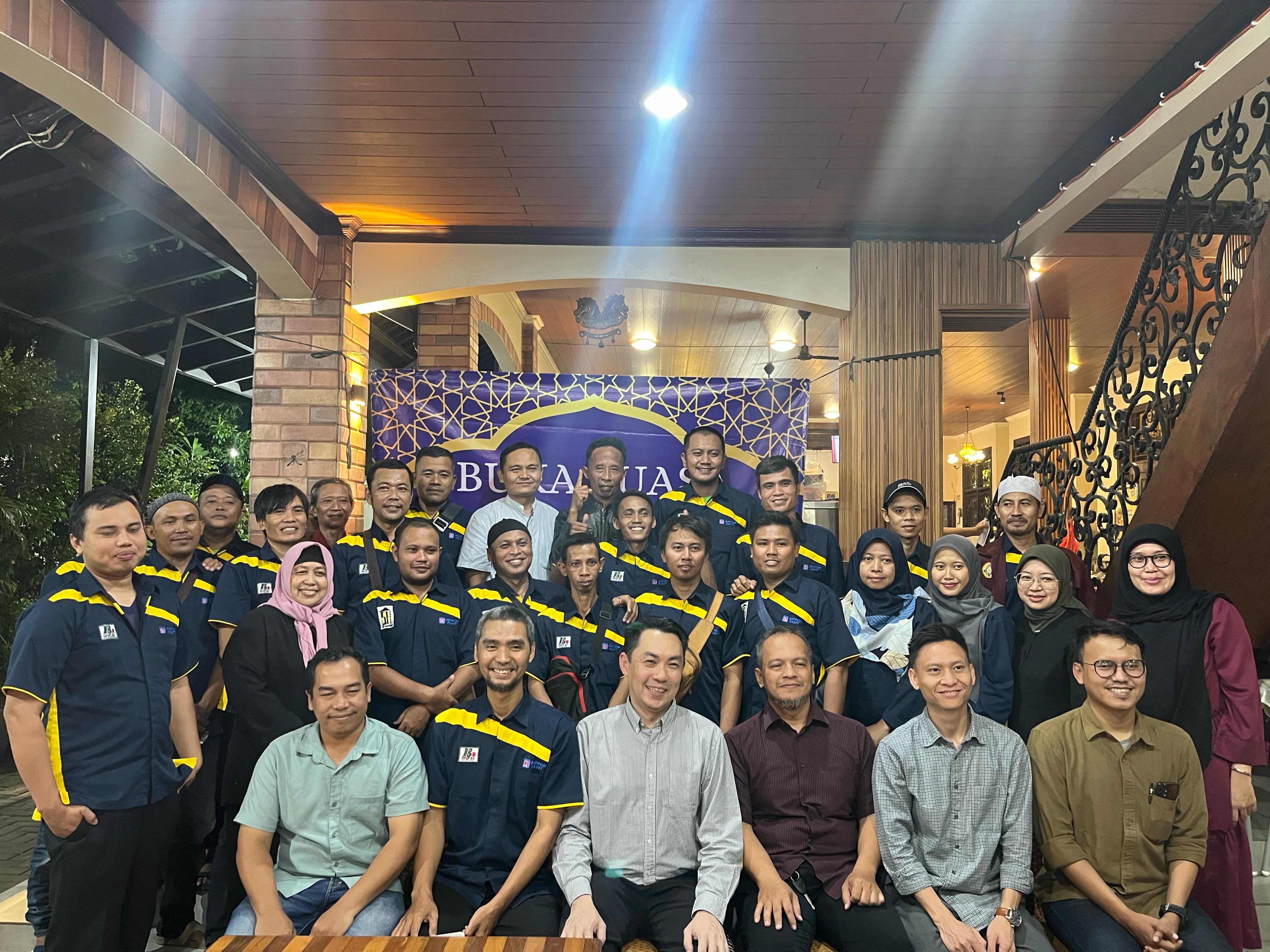 BukBer Nippon paint dan karyawan babangunan